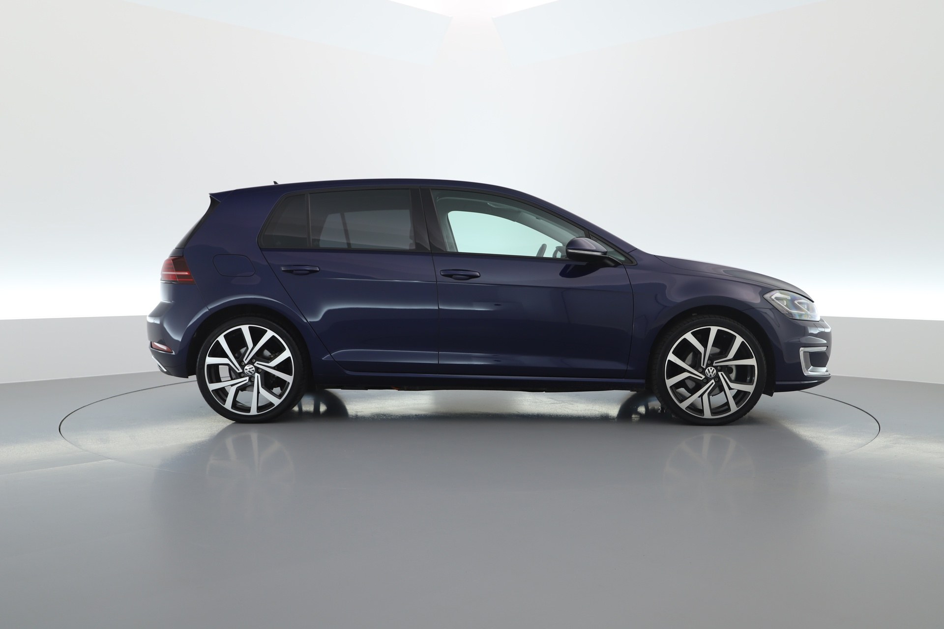 Volkswagen golf drom