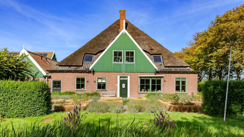 Funda huis woning woonboerderij luxueus luxe villa